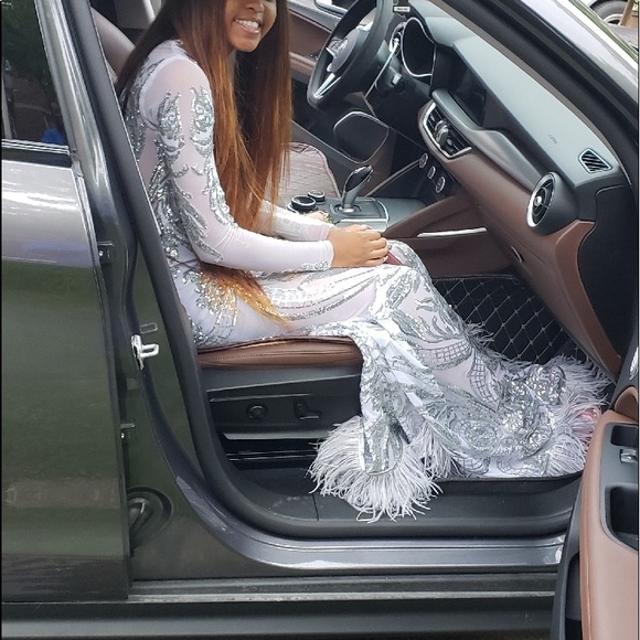 Prom Dress - Picture 4 of 7